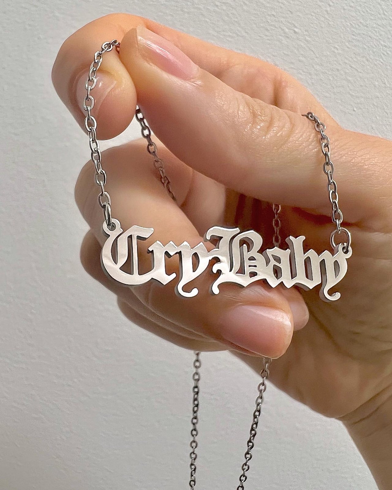 Crybaby nameplate online necklace