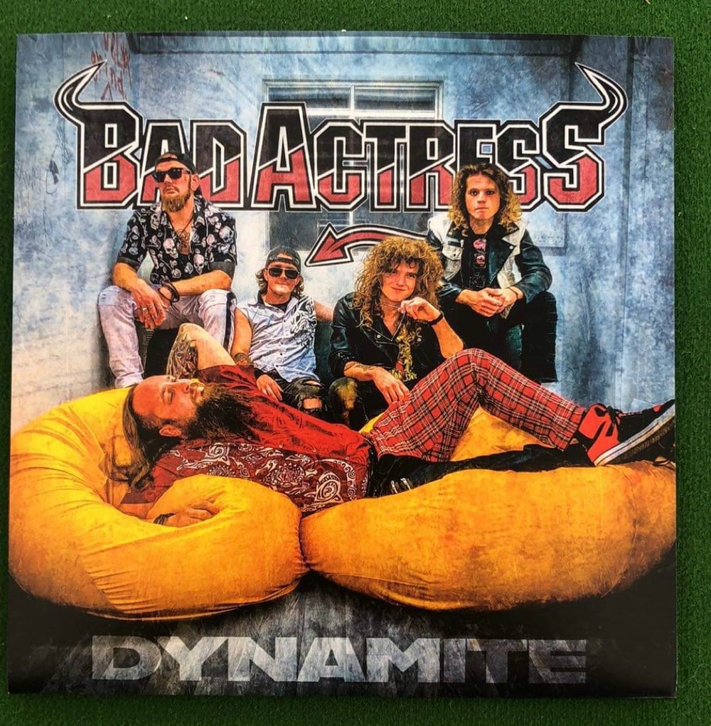 ‘Dynamite’ CD