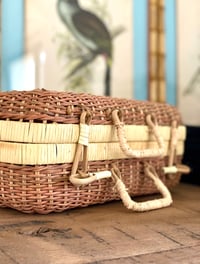 Image 3 of La valise en rotin