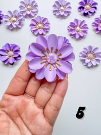 Image 8 of Flower Centers Metal Diecut