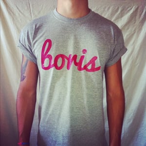 Image of BORIS SCRIPT TEE. (GREY)