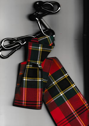 Carabiner - Tartan Red