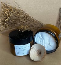 Image 1 of Vanilla musk