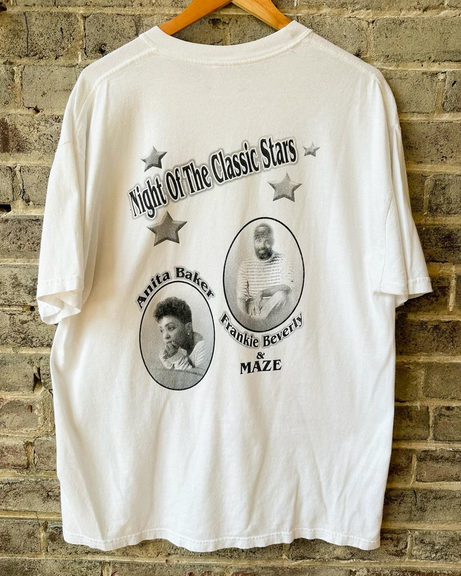 Image of VINTAGE “ANITA BAKER & FRANKIE BEVERLY - NIGHT OF THE CLASSIC STARS” CONCERT TEE, SIZE: XL