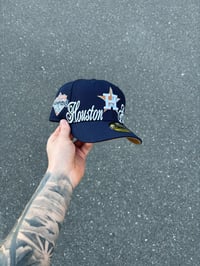 Image 4 of BURNT BEIGE BRIM NAVY HOUSTON ASTROS CUSTOM FITTED CAP