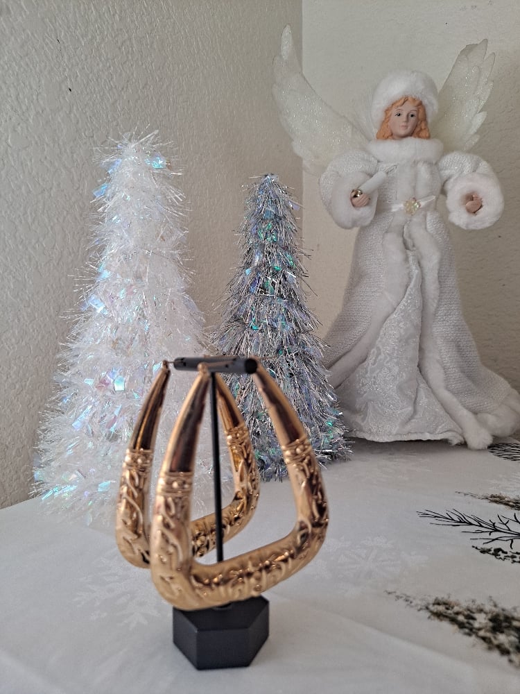 Image of Bell Leaf Hoops 