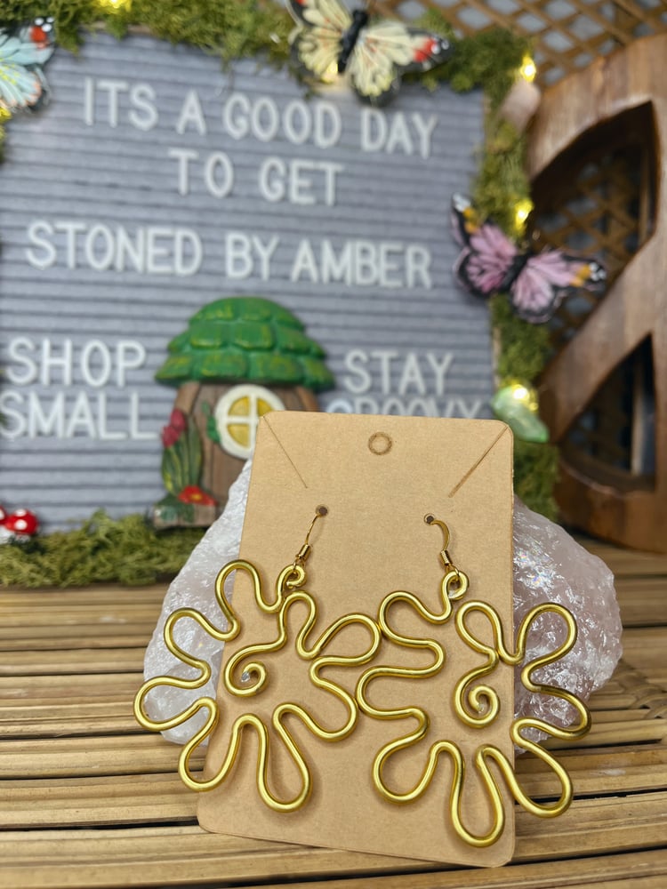 Image of Groovy flower earrings 