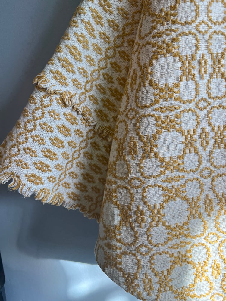 Image of Poncho jacket, gold (one size)