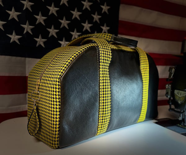 Image of Yellow houndstooth duffle 