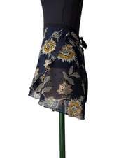 Image 6 of Cashmere and dots