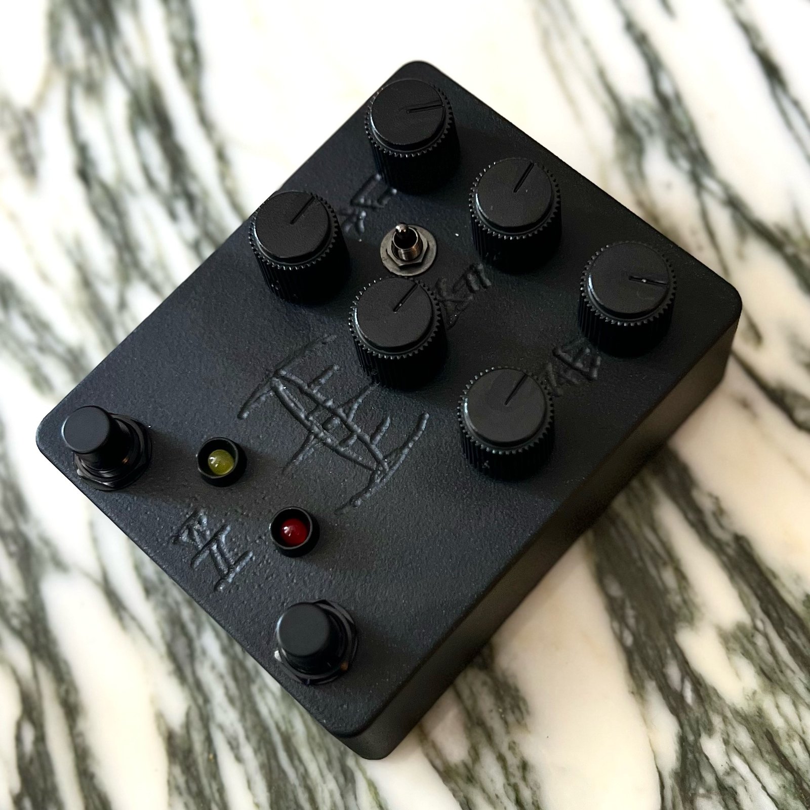 SAURON DISTORTION MKII | BLACKHAWK AMPLIFIERS