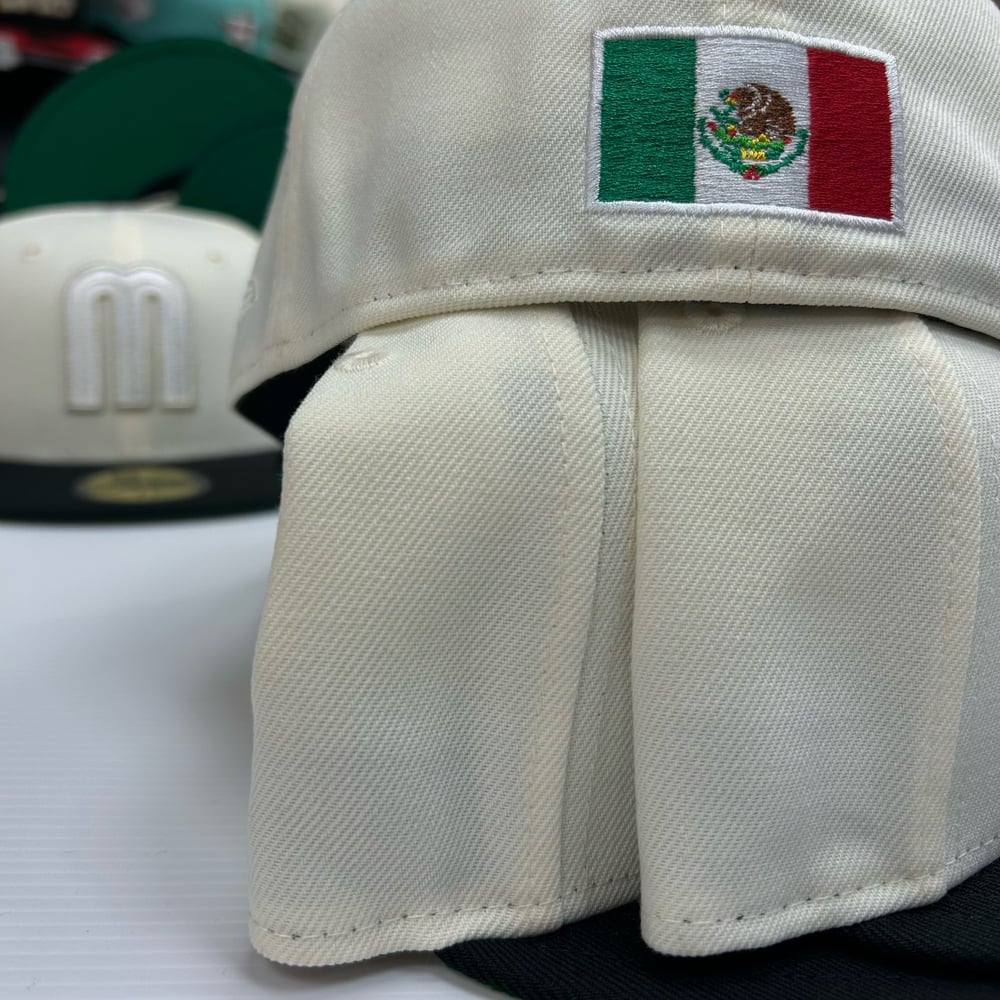 New Era 59Fifty Chrome Black Mexico