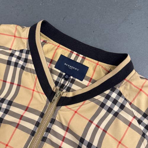 Image of Burberry Golf Nova check zip up jacket, size XL