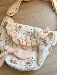 Image 2 of SAC FILLETTE FLEURI 