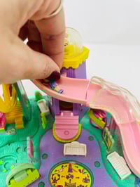 Image 11 of Polly pocket vintage aquasplash