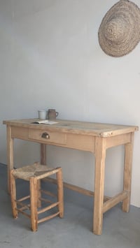 Image 4 of La petite table de ferme 