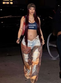 Image 3 of Cardi 3D Pants