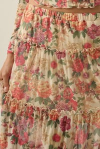 Image 7 of A set for spring