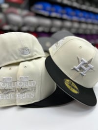 Image 1 of New Era 5950 Chrome - Black mettalic silver WS22