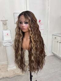 Image 3 of Highlights wavy (ready to ship) 