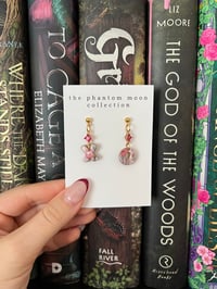 Image 1 of Floral 'XO'