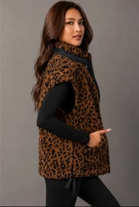 Image 4 of leopard vest - SEPT