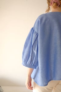 Image 4 of Blusa Aria