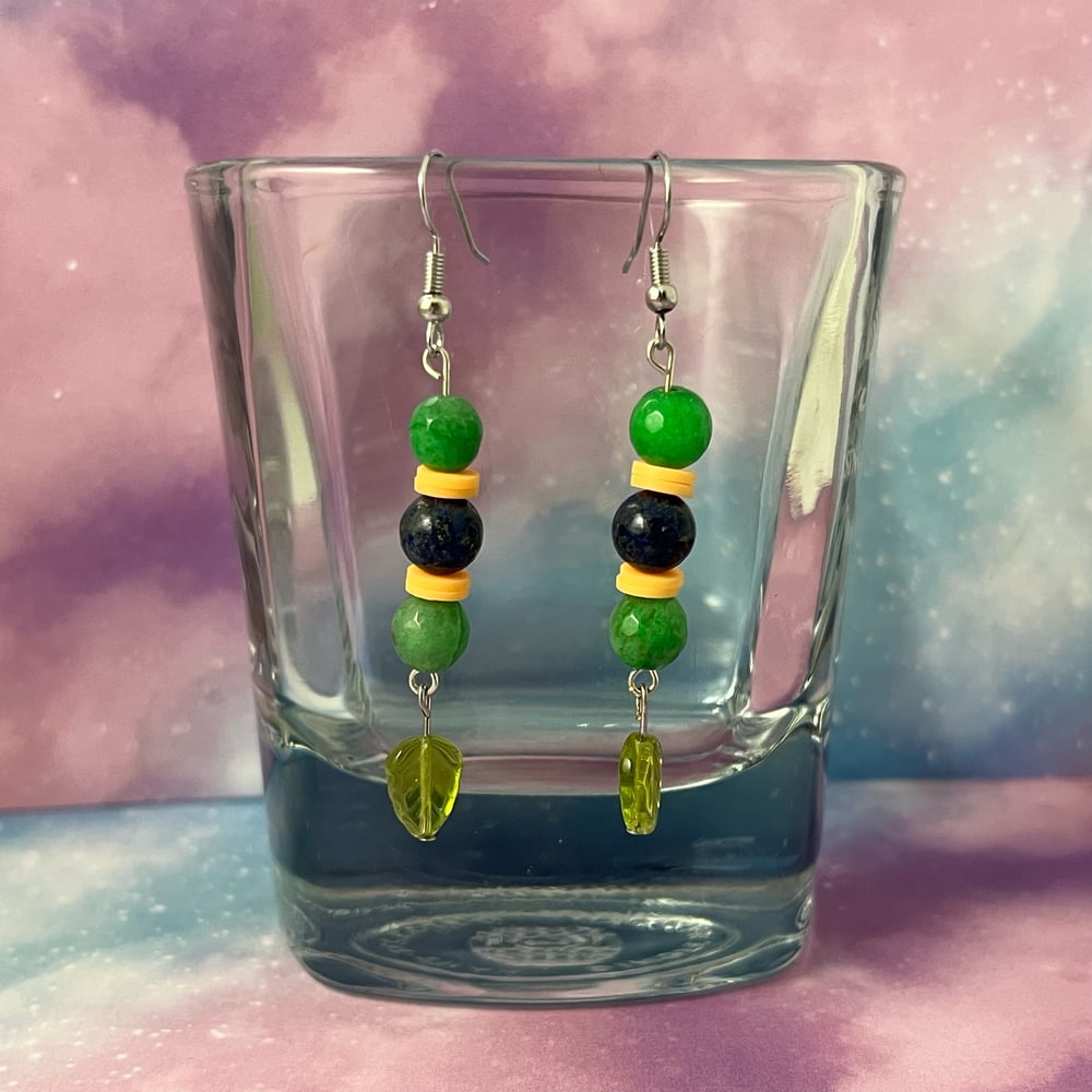 Image of Elegant Leaf Drop Earrings