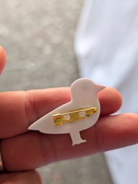 Image 2 of Broche mouette léopard 