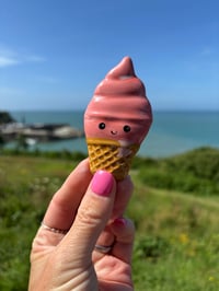 Image 4 of Ice creams (magnet)