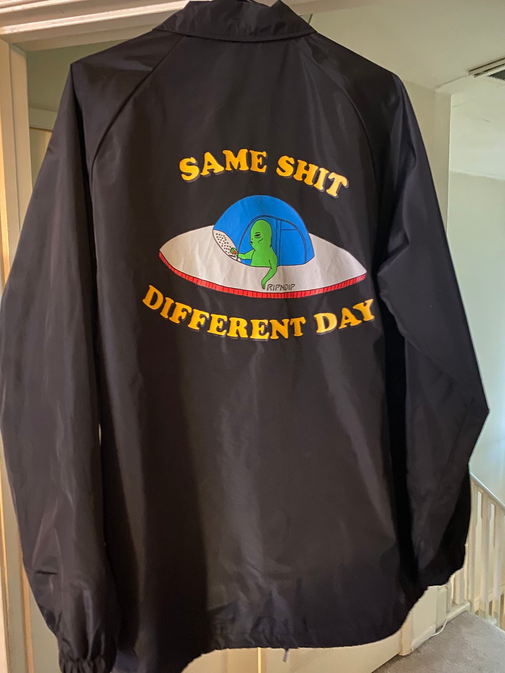 Rip N Dip Same Shit Different Day Jacket Size Large 