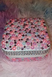 Image 1 of Light Pink Jewelry Box