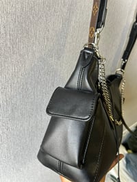 Image 3 of LV Carryall PM Leather