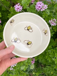 Image 2 of Bee decorated Pasta Bowl