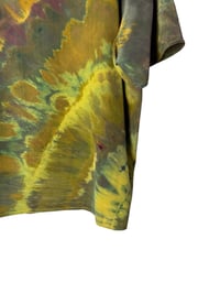 Image 10 of ♻️ UPCYCLED 2X Vintage Silk Top in Bold Agate Ice Dye