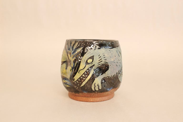 Short thylacine cup