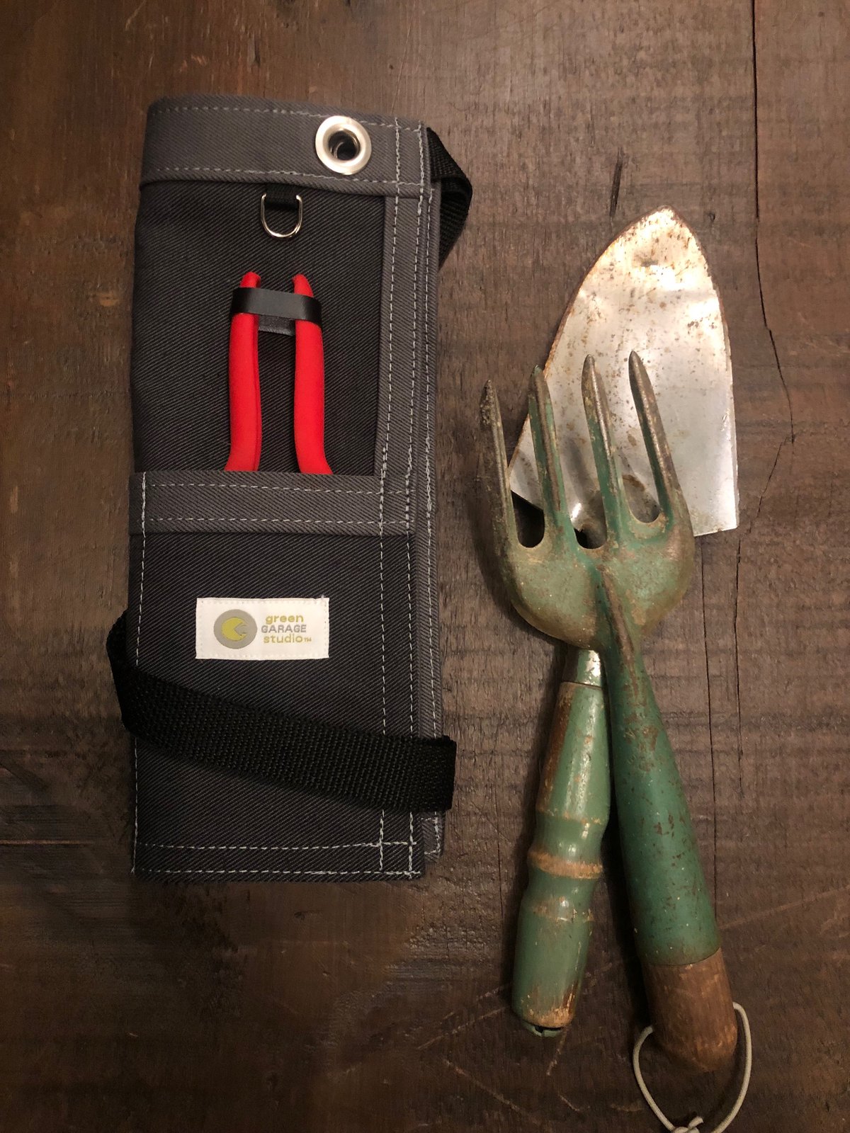 4 Pocket Denim Garden Apron | 10 oz.Charcoal Raw Denim Handmade