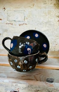 Image 2 of Big Spot Pinch mug