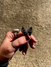 Black Onyx Flame Bolts