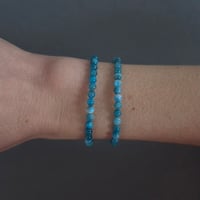 Image 1 of Bracelet ajustable apatite bleue sur cordon