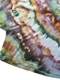 Image 4 of 2XL Crop Cotton Tee in Autumn  Agate Ice Dye