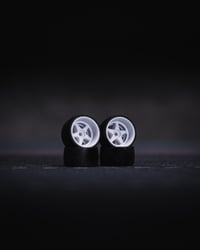 Image 1 of DESMOND REGAMASTER  – Custom 1/64 Deep Dish Wheels + Ultra-Thin Tires