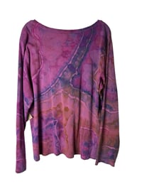 Image 4 of ♻️ UPCYCLED 2X Plus 100% Pima Cotton Top in Overdyed Geode Ice Dye