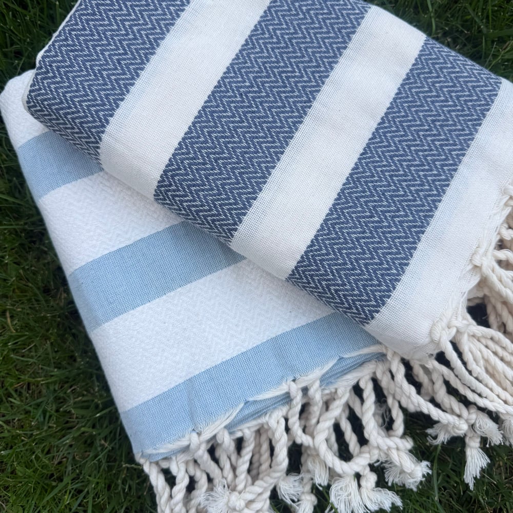 Image of TELO FOUTA TINTA UNITA RIGHE SPINATE