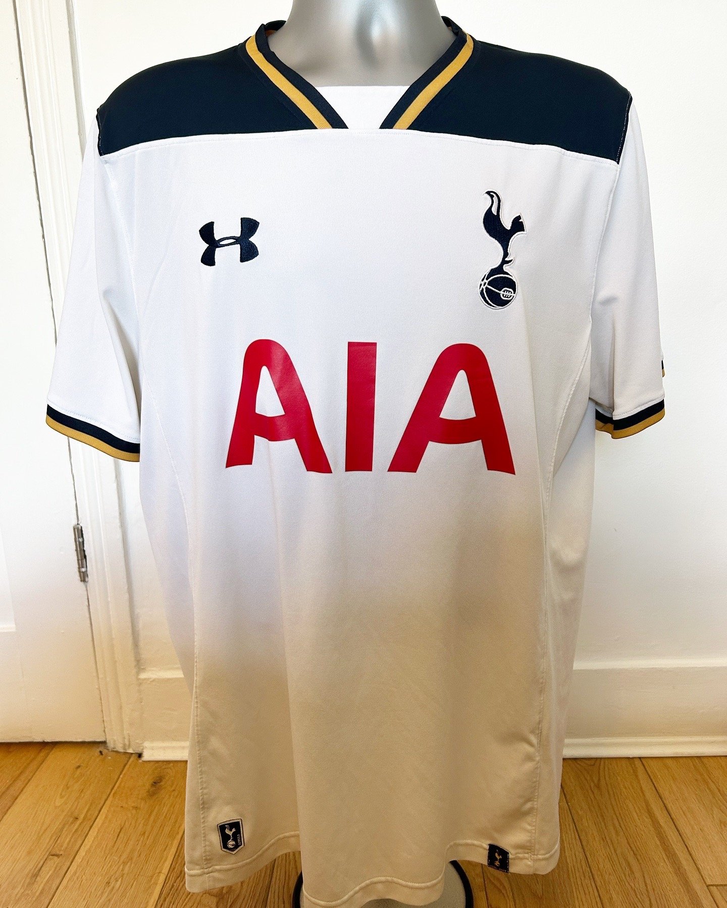 Image of Tottenham Hotspur “DELE 20” 2016/17 Home Shirt (XL)