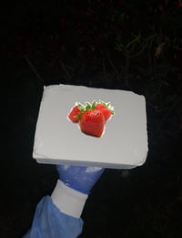 8oz Strawberry Brick 