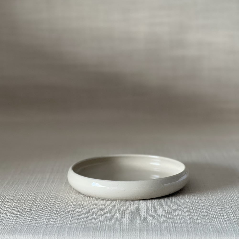 Image of ZEN CURVED PLATE 