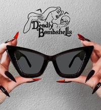  Deadly Bombshell- Glitter Black Cat Eye Sunglasses