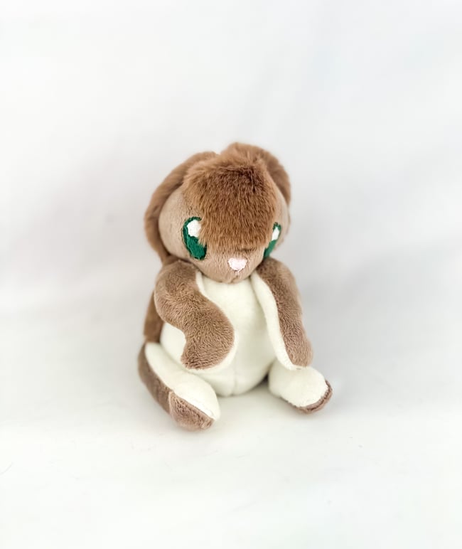 Brown squirrel - green Eyes