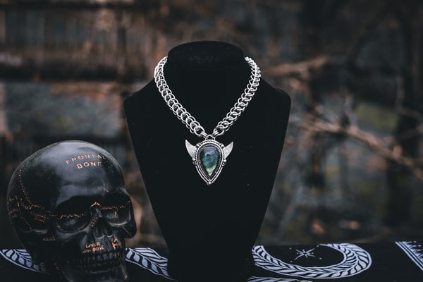 Image of Eris Necklace